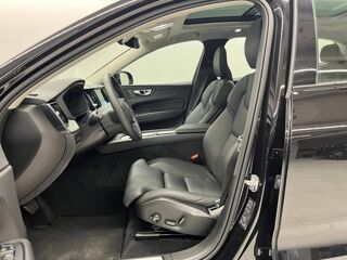 XC60 T6 Hybride Rechargeable 350 Plus Style Dark Geartronic 8 AWD 2024 occasion 91200 Athis-Mons