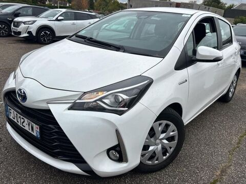 Toyota Yaris 100H FRANCE BUSINESS 5P MY19 2019 occasion Saint-Quentin-Fallavier 38070