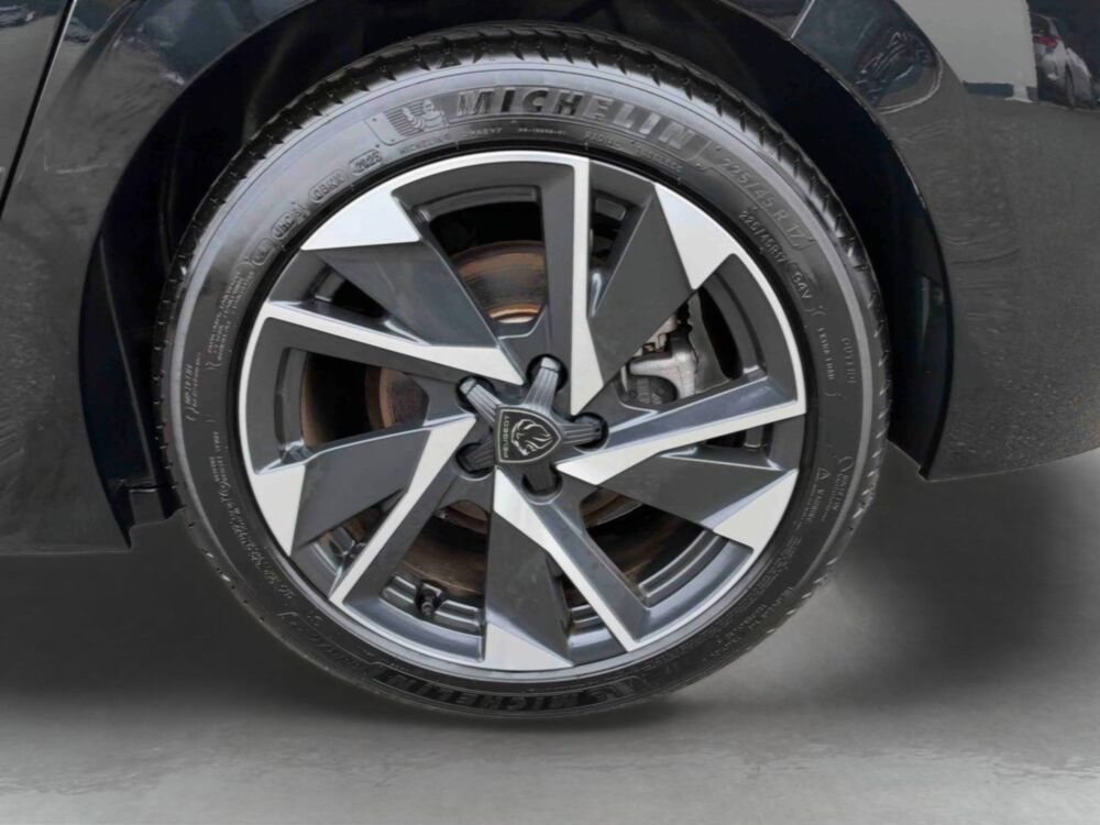 308 1.2 PureTech 130ch S&S Allure Pack EAT8 2023 occasion 28500 Vernouillet