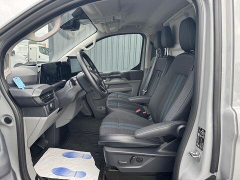 Transit 320 L1H1 2.0 EcoBlue 170ch Sport BVA8 2025 occasion 17450 Saint-Laurent-de-la-Pr&eacute;e