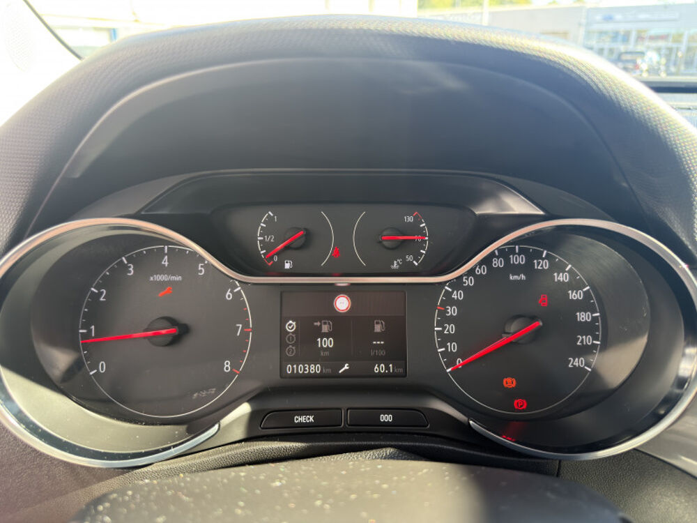 Crossland 1.2 TURBO 110CH ELEGANCE BUSINESS 2023 occasion 07200 Aubenas