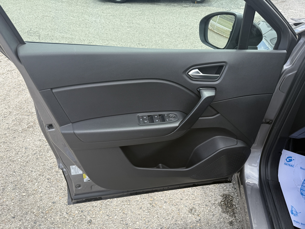 Captur 1.6 E-TECH HYBRIDE 145CH EVOLUTION 2023 occasion 26740 Les Tourrettes