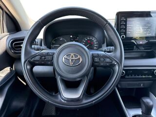 Yaris 116h Dynamic 5p MY22 2023 occasion 13730 Saint-Victoret