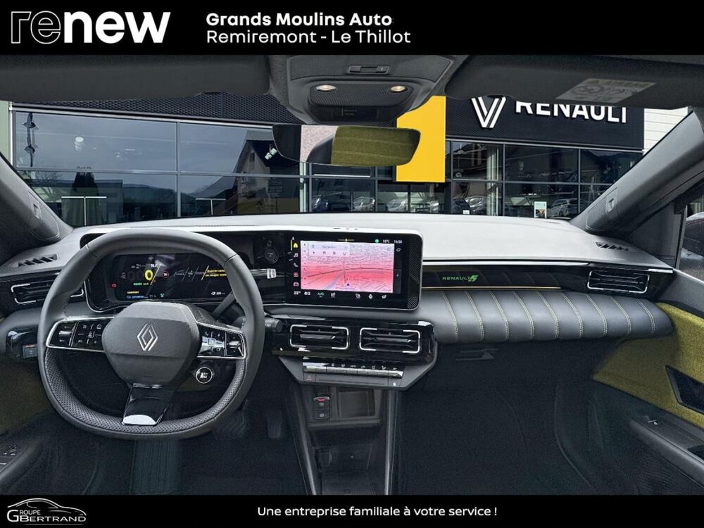R5 E-Tech Electrique 150ch Iconic Cinq autonomie confort 2024 occasion 88160 Le Thillot