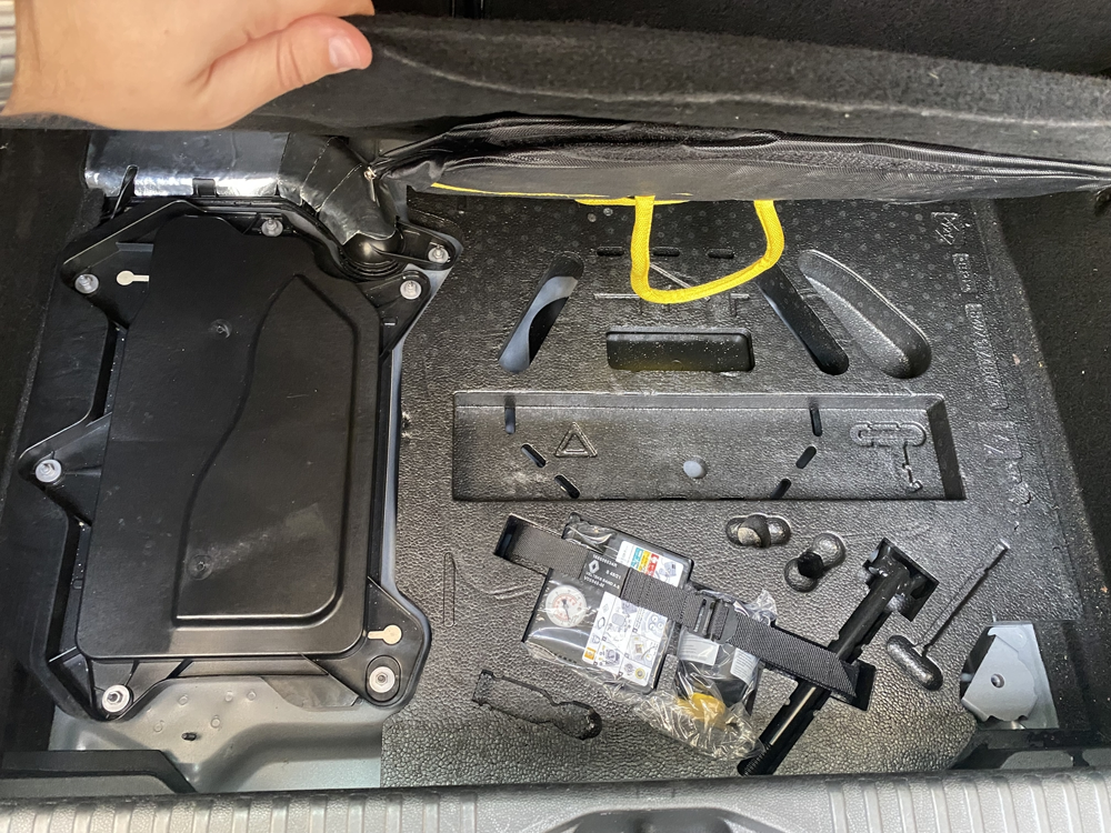 Clio V 1.6 E-TECH HYBRIDE 140CH LIMITED -21N - CARPLAY - CREDIT POS 2022 occasion 78800 HOUILLES