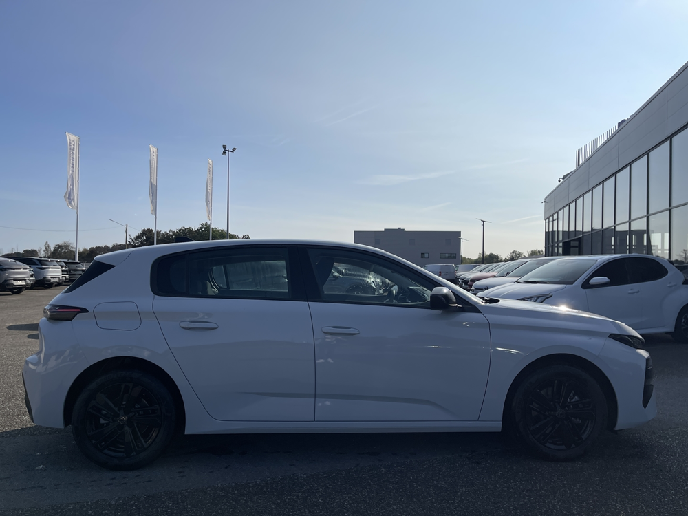 308 1.5 BLUEHDI 130CH S&S STYLE EAT8 2026 occasion 33700 M&eacute;rignac
