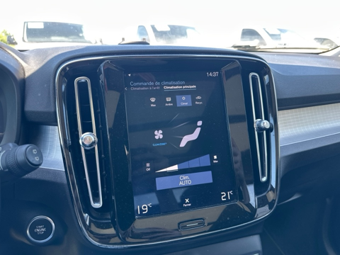 XC40 D3 ADBLUE AWD 150CH MOMENTUM GEARTRONIC 8 2019 occasion 31670 Lab&egrave;ge