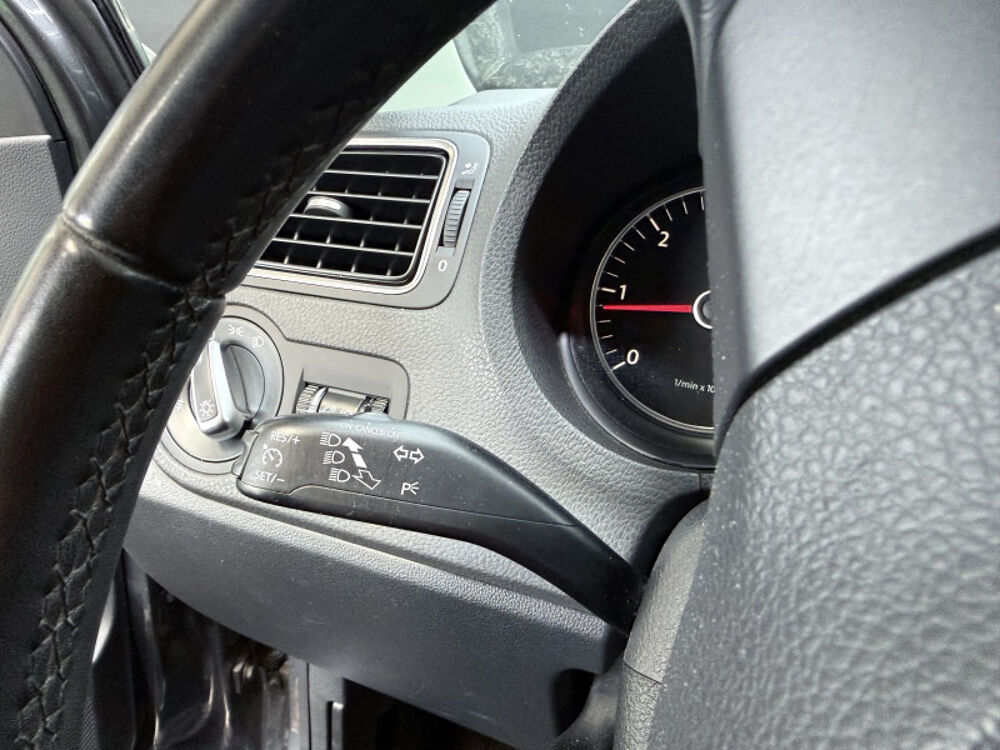 Polo 1.6 TDI 90CH BLUEMOTION TECHNOLOGY FAP CONFORTLINE 5P 2011 occasion 57185 CLOUANGE