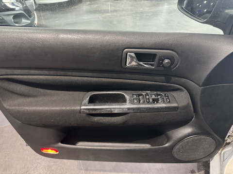 Golf 2.3 V5 150CH BVA 5P PLB AUTO 2000 occasion 12000 RODEZ