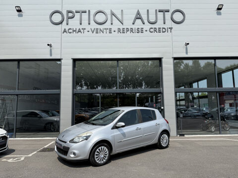 Renault clio iii 1.2 TCE 100CH DYNAMIQUE 5P