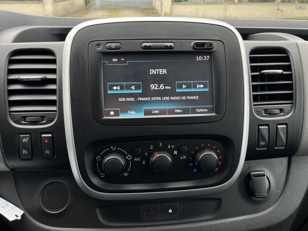 Trafic L2 1.6 DCI 125CH ENERGY LIFE 9 PLACES 2018 occasion 72310 Bess&eacute;-sur-Braye