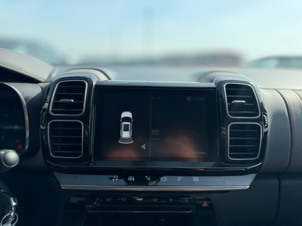 C5 aircross PURETECH 130CH LIVE DISTRIBUTION OK 2019 occasion 16400 Puymoyen