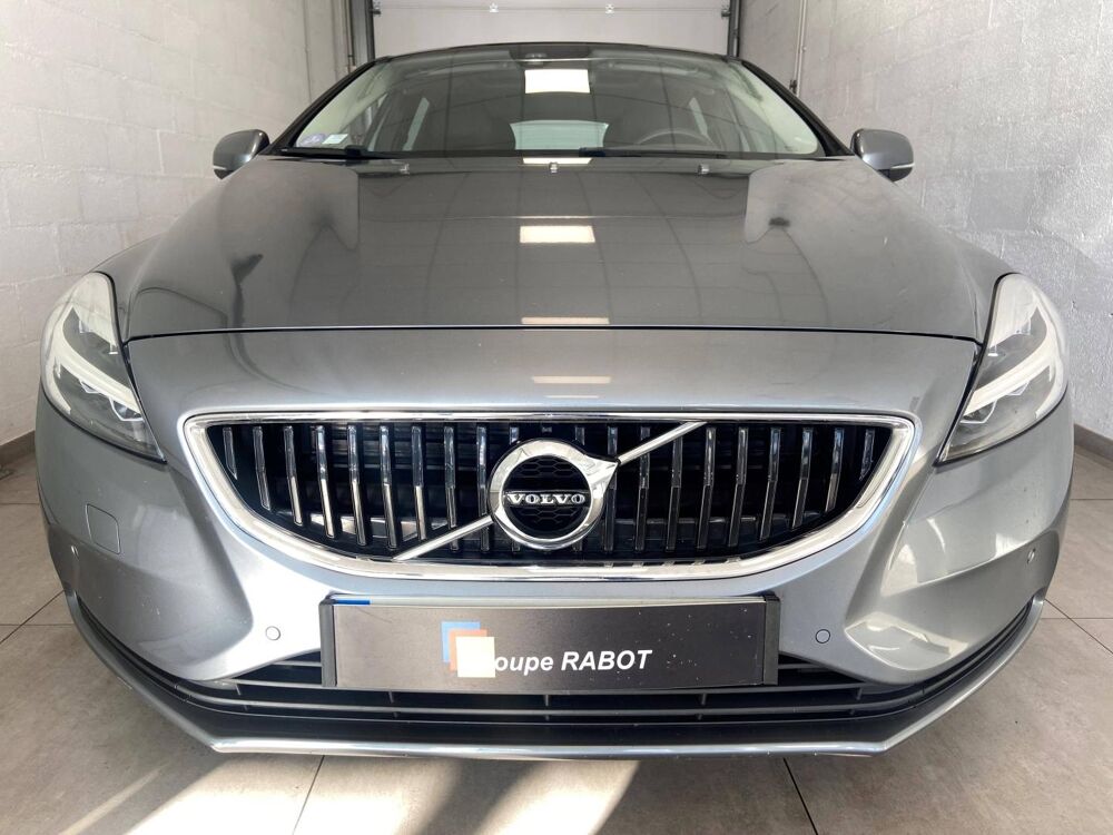 V40 T2 122ch Signature Edition Geartronic 2019 occasion 78200 BUCHELAY
