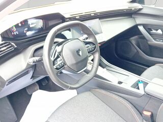 308 1.2 Hybrid 145ch Style e-DCS6 / Navigation connect&eacute;e 2025 occasion 28500 Vernouillet
