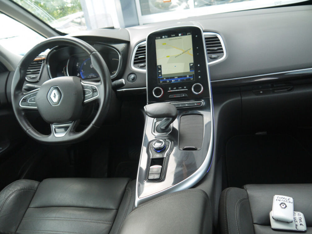 Espace 1.6 DCI 160CH ENERGY INTENS EDC 7 PLACES 2018 occasion 38260 La C&ocirc;te-Saint-Andr&eacute;