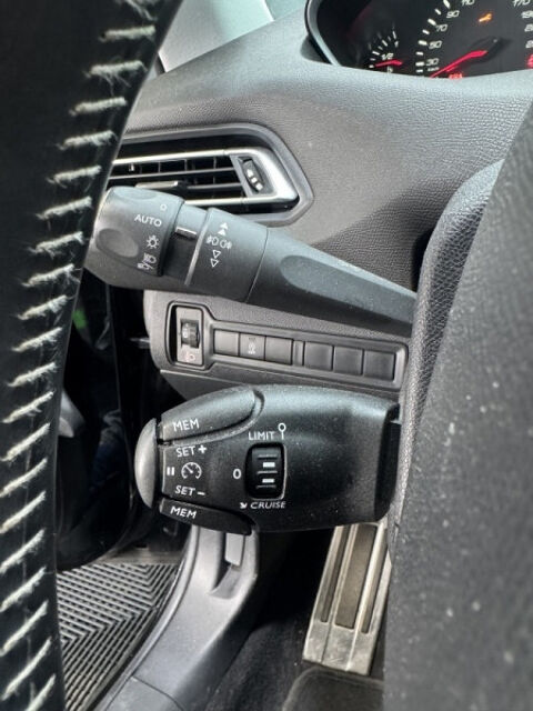 308 1.2 PURETECH 110CH E6.3 S&S STYLE 2019 occasion 57185 CLOUANGE