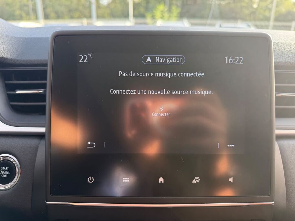 Captur 1.6 E-TECH HYBRIDE 145CH EVOLUTION / ATTELAGE / TVA RECUPERA 2023 occasion 38130 ECHIROLLES