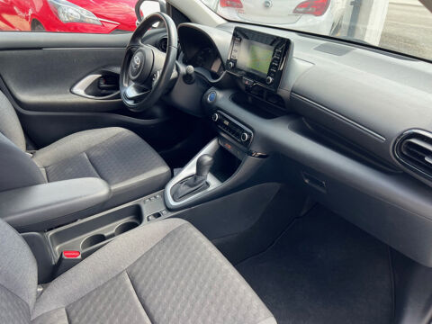Yaris 116H DYNAMIC BUSINESS 5P + PROGRAMME BEYOND ZERO ACADEMY MY2 2023 occasion 38920 Crolles