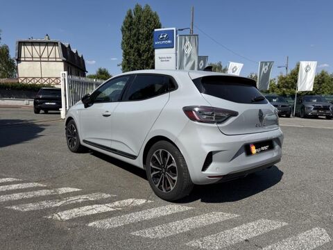 Clio 1.6 E-Tech 145ch full hybrid Techno 2023 occasion 78750 Mareil-Marly