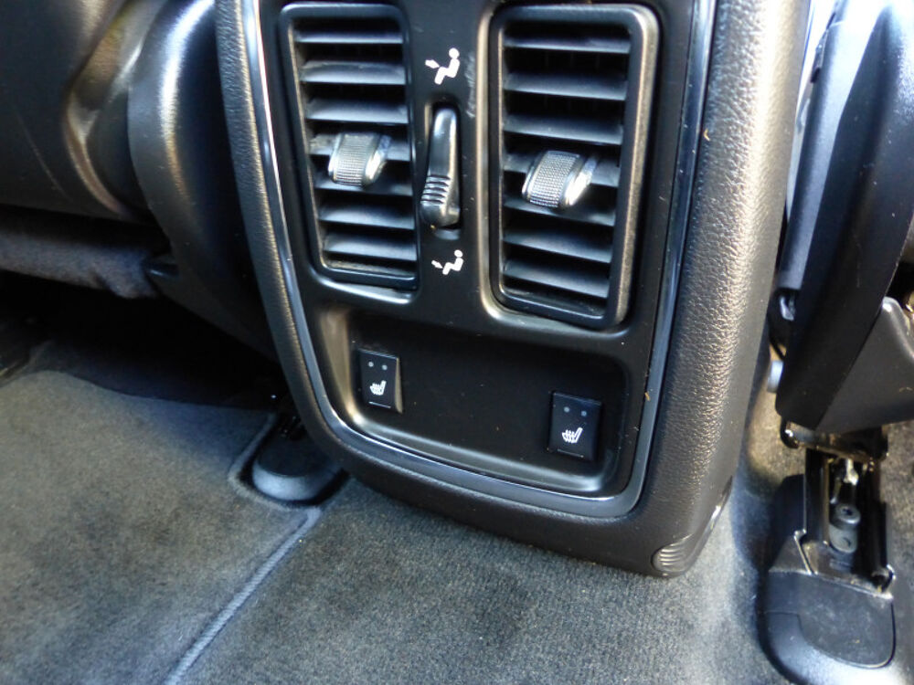 Grand Cherokee 3.0 CRD241 V6 FAP OVERLAND 2012 occasion 77144 Mont&eacute;vrain