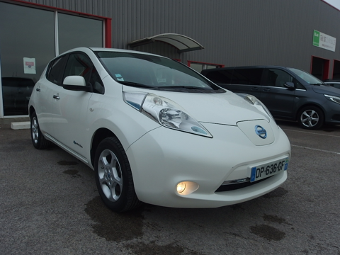 Leaf 109CH 30KWH ACENTA 2015 occasion 10600 Savières