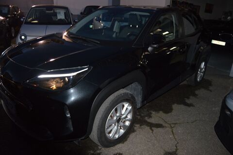 Toyota Yaris Cross 116H DYNAMIC BUSINESS AWD-I + PROGRAMME BEYOND ZERO ACADEMY 2022 occasion Saint-Maur-des-Foss&eacute;s 94100