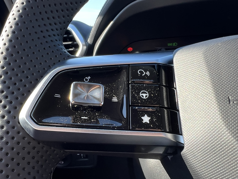 ZS EV 1.5 HYBRID+ 197CH LUXURY 2026 occasion 49070 Saint-L&eacute;ger-de-Lini&egrave;res