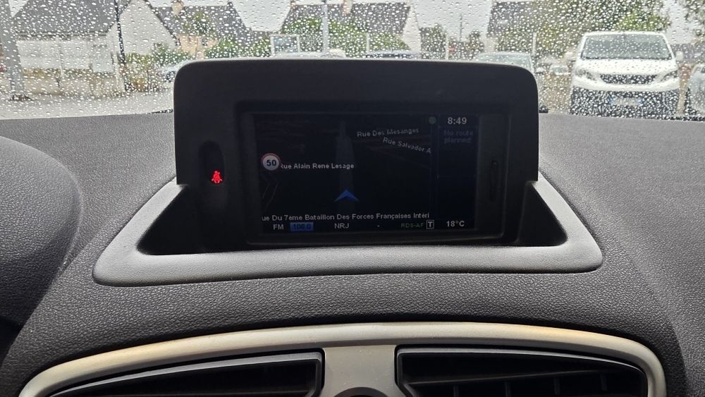 Clio III 1.5 DCI 85CH EXCEPTION PACK CUIR TOMTOM 5P 2010 occasion 56530 QUEVEN