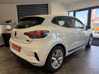 Clio V 1.6 E-TECH 145CH FULL HYBRID EVOLUTION 2023 occasion 57350 Stiring-Wendel