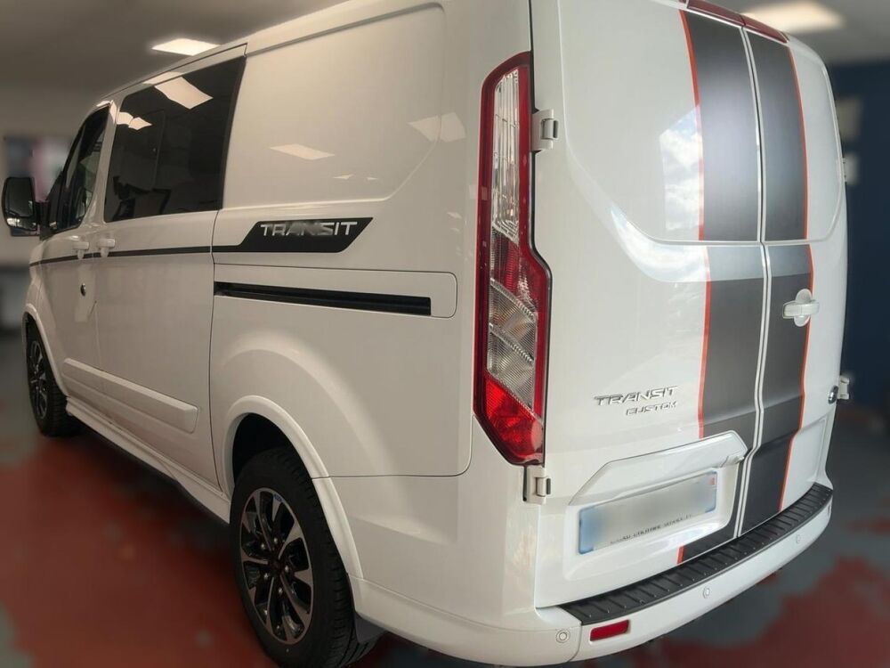 Transit 320 L1H1 2.0 EcoBlue 185 S&S Cabine Approfondie Sport BVA6 7 2020 occasion 17450 Saint-Laurent-de-la-Pr&eacute;e