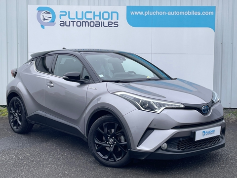 Toyota C-HR 122H GRAPHIC 2WD E-CVT RC18 2019 occasion Saint-Lumine-de-Clisson 44190