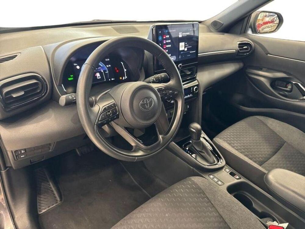 Yaris Cross 130h Design MC24 2025 occasion 13400 Aubagne