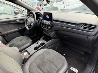Kuga 2.5 DURATEC 190CH FHEV ST-LINE BVA / PROBLEME BOITE AUTO / V 2023 occasion 38260 La C&ocirc;te-Saint-Andr&eacute;