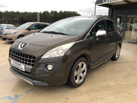Peugeot 3008 1.6 HDI110 PREMIUM PACK DISTRIBUTION NEU