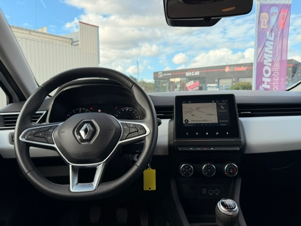 Clio V 1.0 TCE 90CH EVOLUTION 2023 occasion 16400 Puymoyen