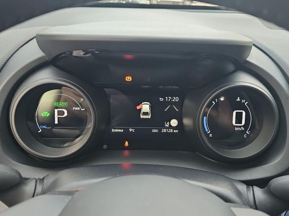 Yaris Cross 116h Design MY22 2023 occasion 13300 Salon-de-Provence