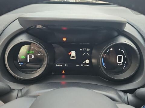Yaris Cross 116h Design MY22 2023 occasion 13300 Salon-de-Provence
