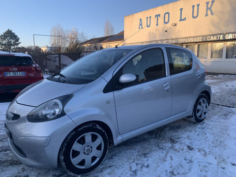 Toyota Aygo 1.0 VVT-I 68CH CONFORT MMT 5P 2008 occasion Br&eacute;tigny-sur-Orge 91220