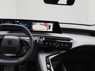 5008 Hybrid 145ch Allure e-DCS6 / Pack vision 360 & drive assist 2025 occasion 28500 Vernouillet