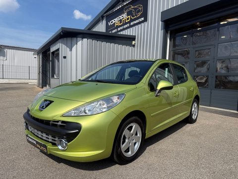 Peugeot 207 1.4 16V EXECUTIVE 5P/ TOUTES FACTURES / RADAR / 2006 occasion Voreppe 38340