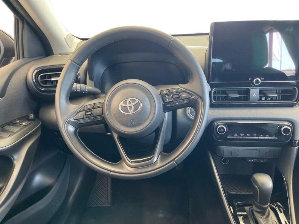 Yaris 120 VVT-i Dynamic 5p MY22 2024 occasion 13290 Les Milles