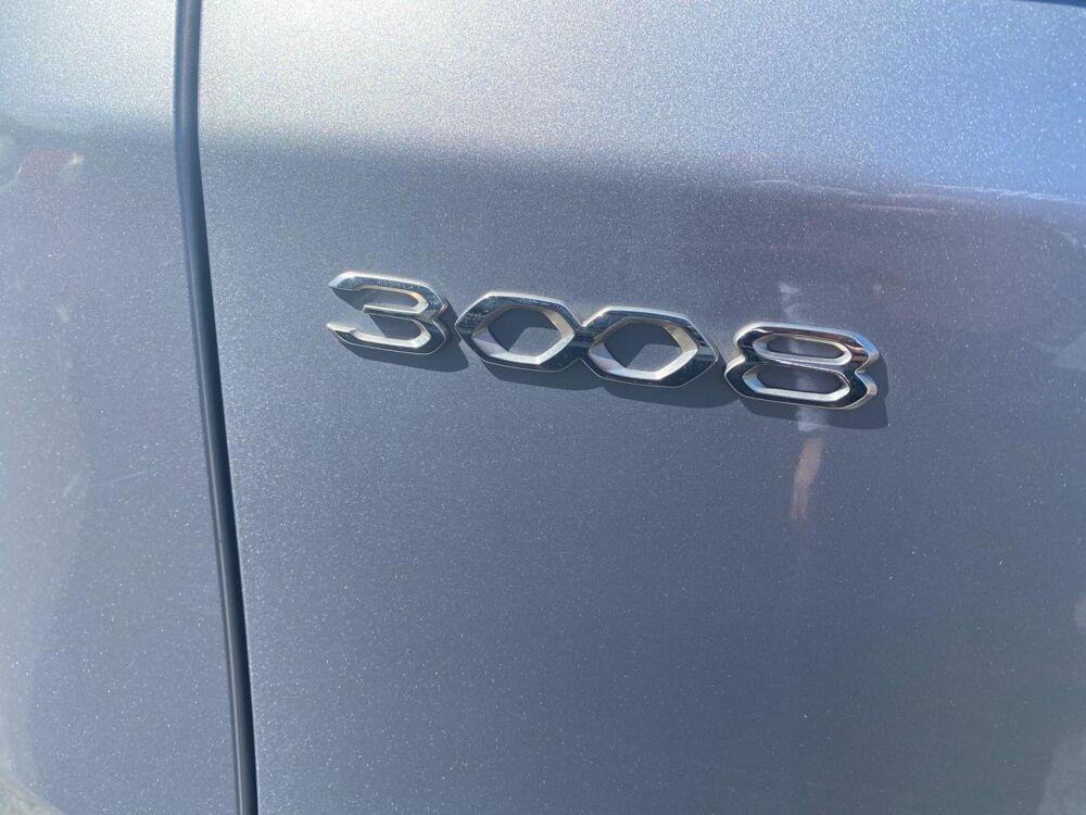 3008 1.2 PureTech 130ch S&S Allure Pack EAT8 2023 occasion 95500 Gonesse