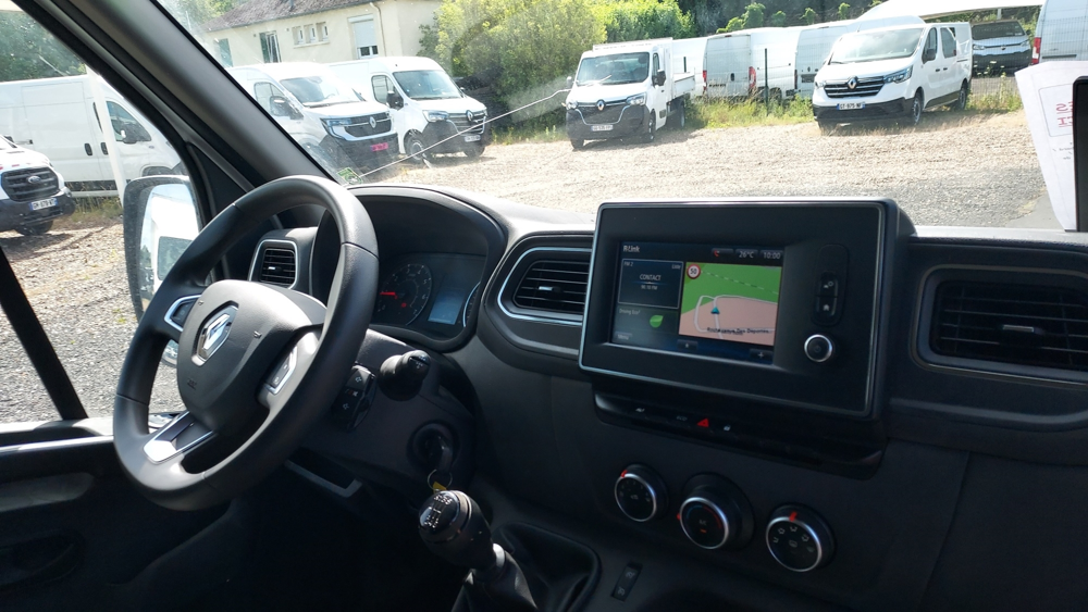 Master F3500 L3H2 2.3 BLUE DCI 135CH CABINE APPROFONDIE GRAND CONFO 2024 occasion 60600 Clermont
