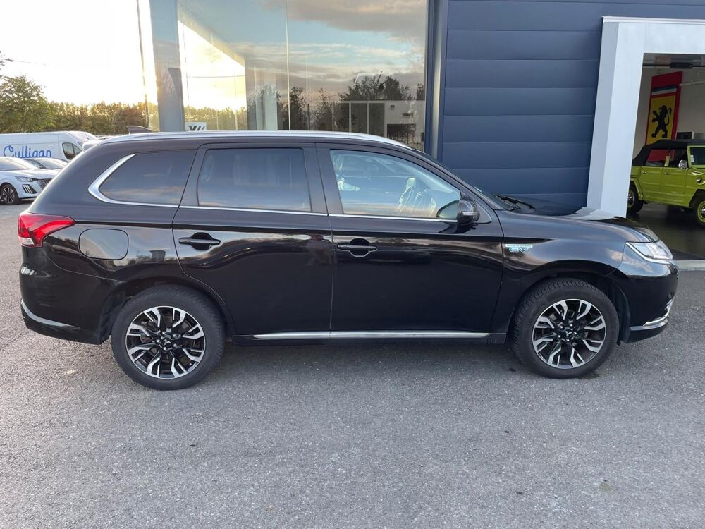 Outlander PHEV Hybride rechargeable 200ch Intense Style 2018 occasion 33320 Eysines