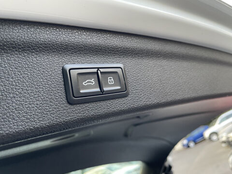 Q3 35 TFSI 150CH MILD HYBRID BUSINESS LINE S TRONIC 7 2020 occasion 77144 Mont&eacute;vrain