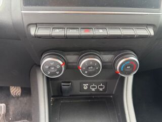 Captur 1.0 TCE 90CH EVOLUTION 2023 occasion 82000 Montauban