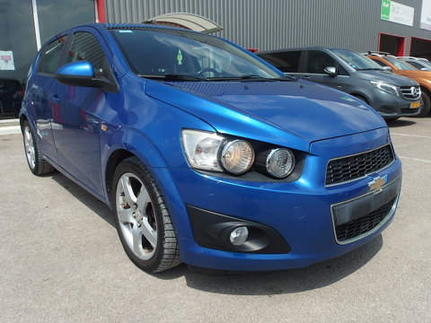 Annonce voiture Chevrolet Aveo 5990 €