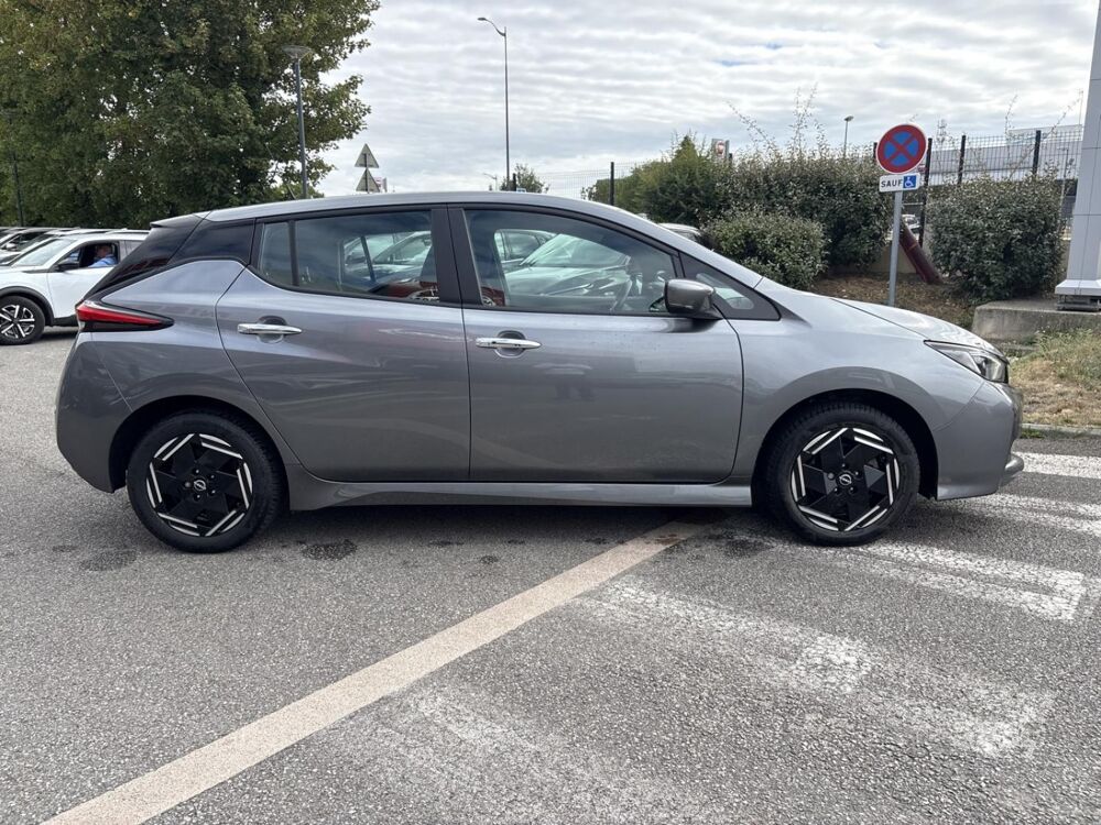 Leaf 150ch 40kWh Acenta 22 2023 occasion 78200 Buchelay