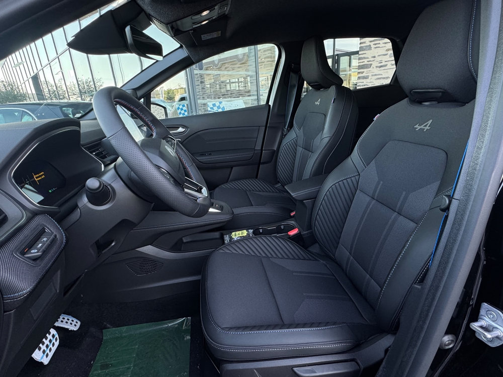 Symbioz 1.8 E-TECH FULL HYBRID 160CH ESPRIT ALPINE - 26 2026 occasion 49070 Saint-L&eacute;ger-de-Lini&egrave;res
