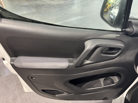 Berlingo 1.6 HDI 90 PREMIERE MAIN 2014 occasion 12000 RODEZ